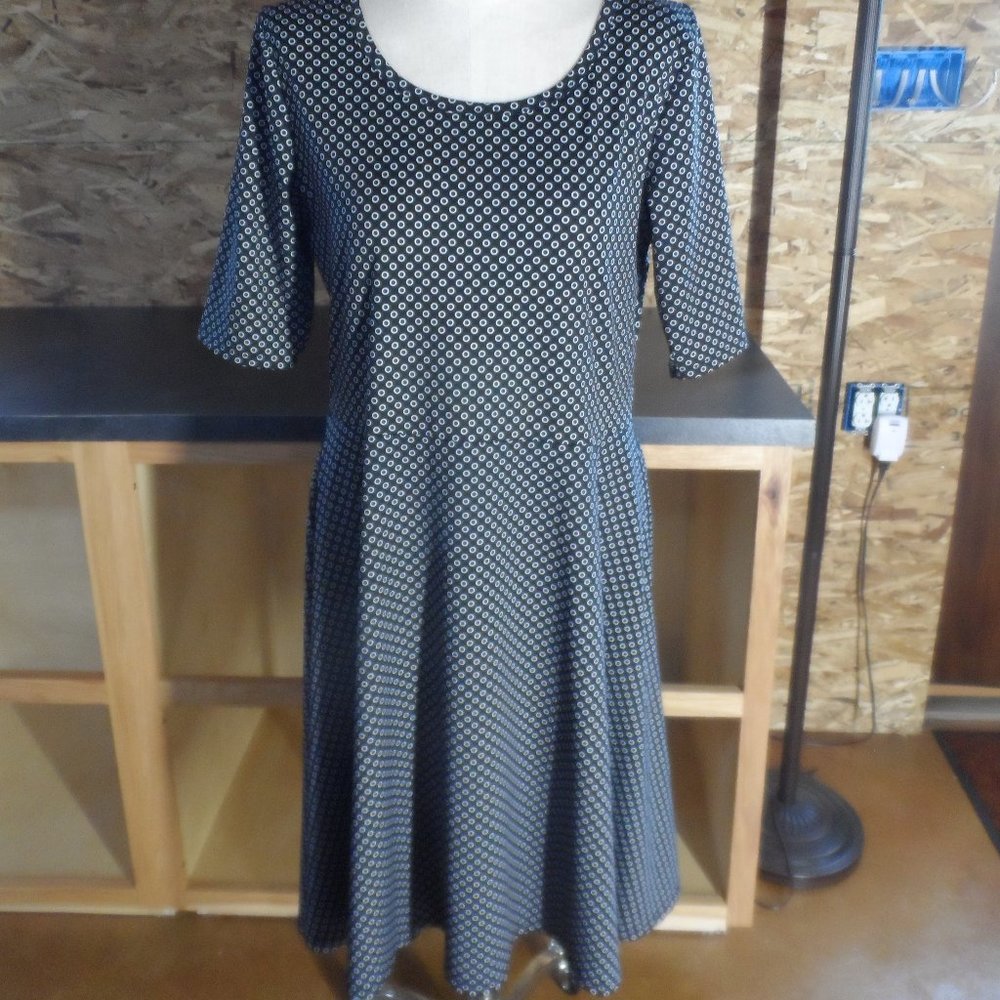 LuLaRoe Black/White Circle Dress - Size 3XL